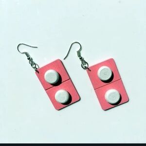 NWT Adorable White Pills On Pink Background Dangling Earrings!